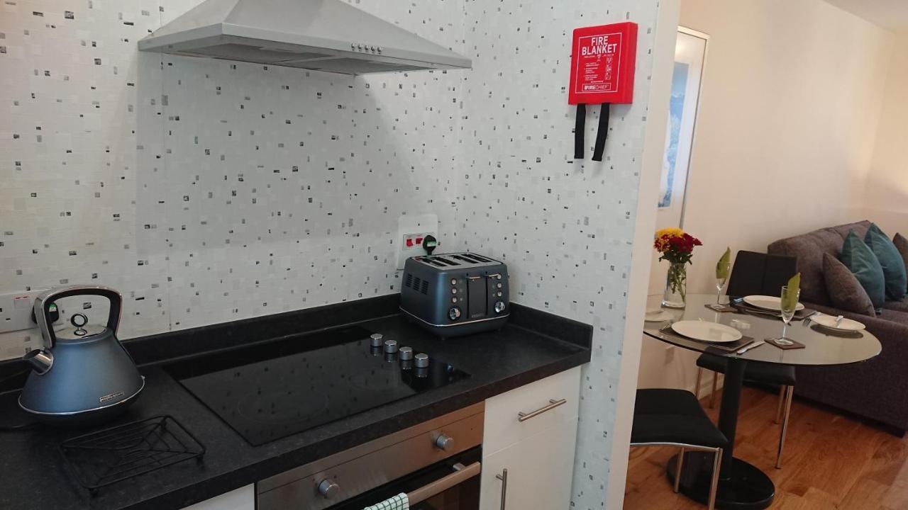 Violet Bank Apartment West End. เอดินบะระ ภายนอก รูปภาพ